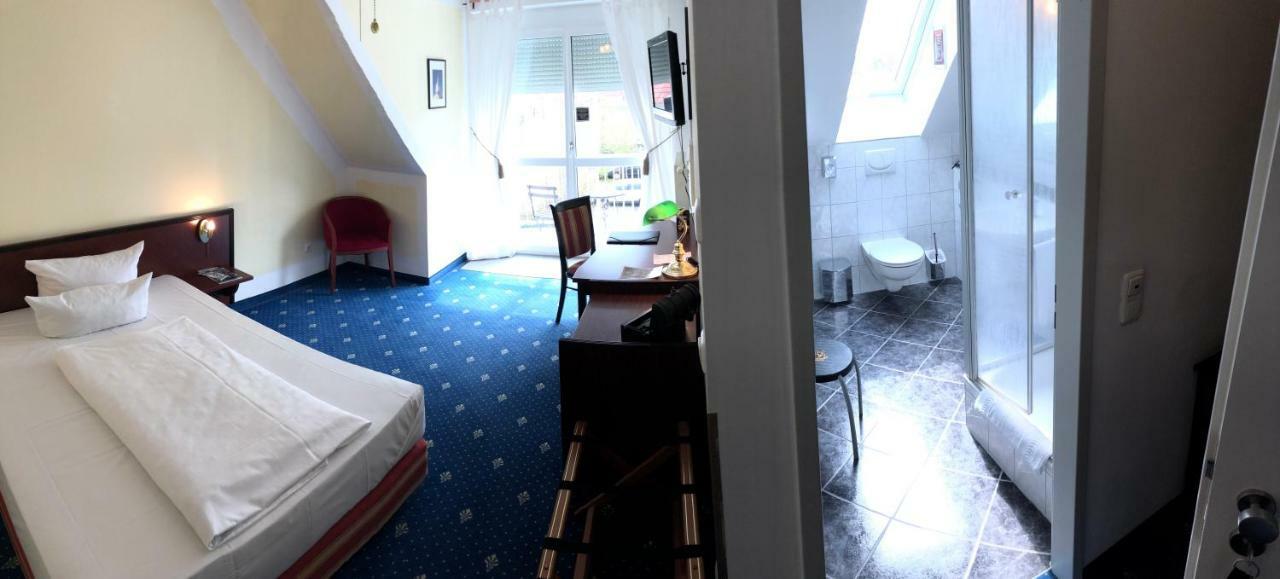 Regentpark Hotel Munich Airport Халбергмос Екстериор снимка